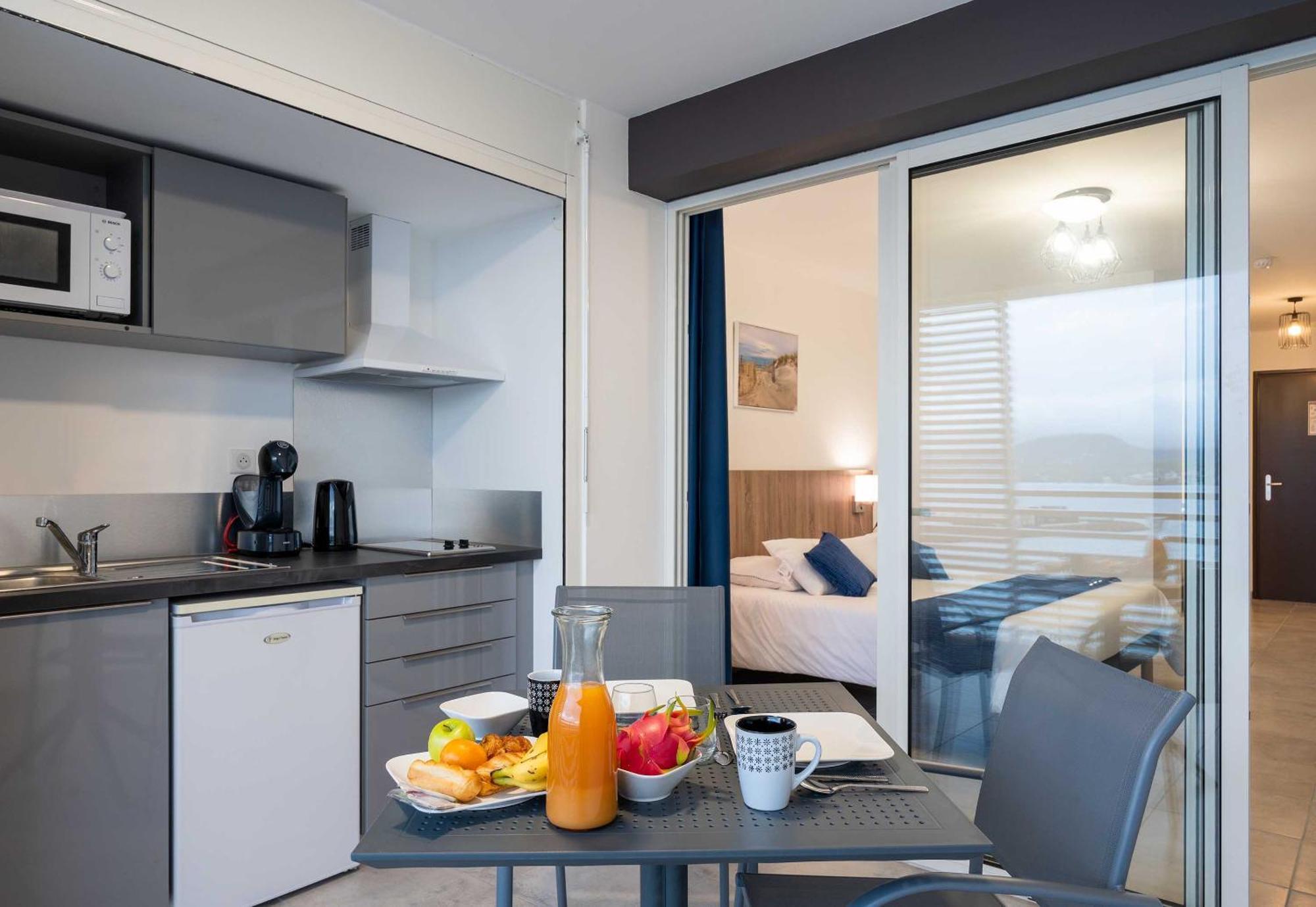 B&B Home Fort-De-France Marina Kültér fotó