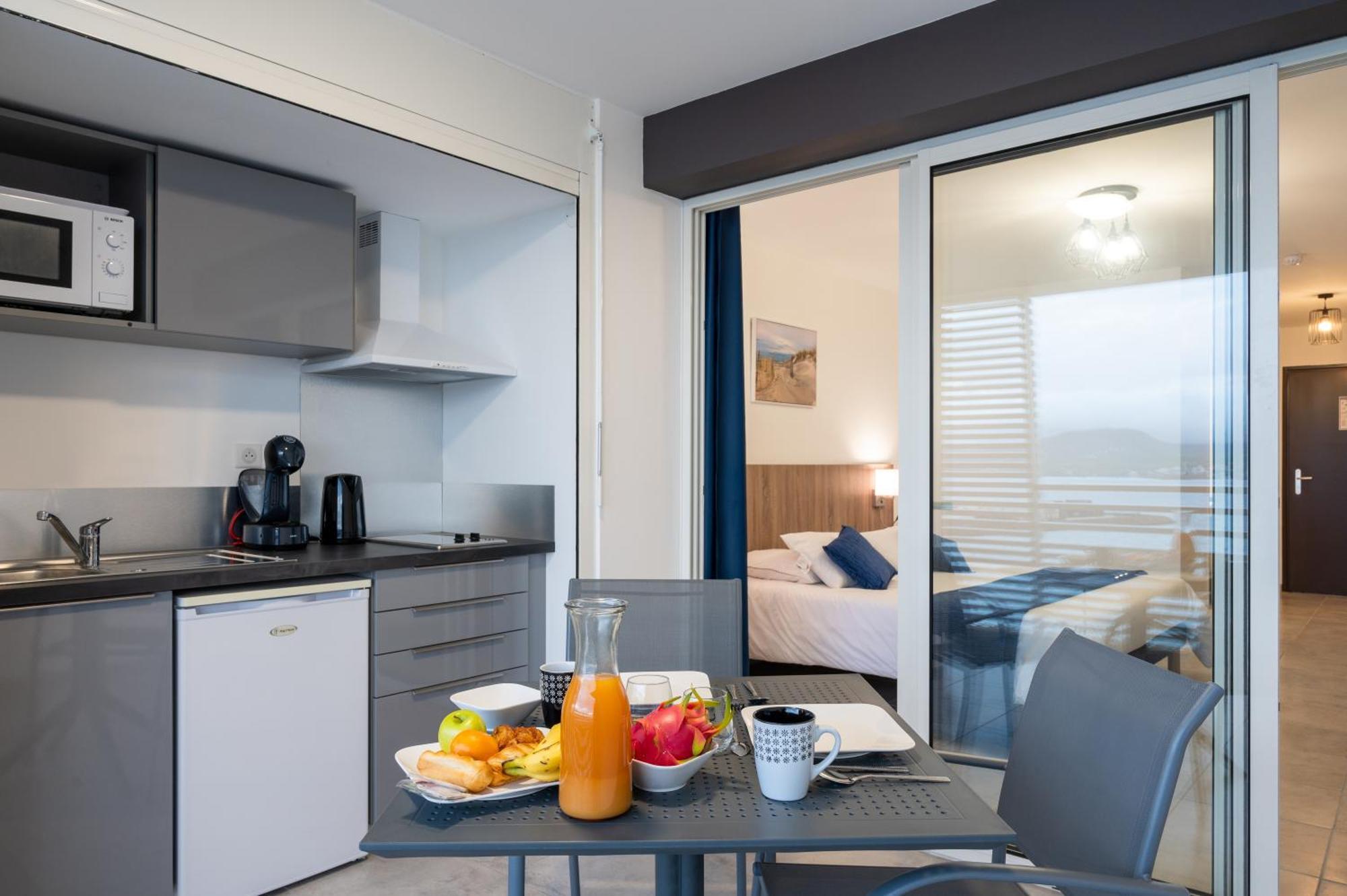 B&B Home Fort-De-France Marina Kültér fotó